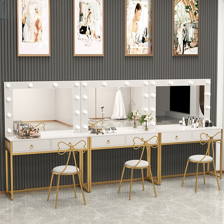 Schminktisch mit leichtem Spie – Beauty Makeup Bridal Bewertung und Preis